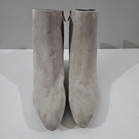 Vince Hilda Ankle Bootie Womens 11 Light Woodsmoke Grey Suede Kitten Heel - Picture 5 of 14
